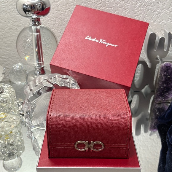 Salvatore Ferragamo Crimson  RED WATCH Box - Picture 1 of 8